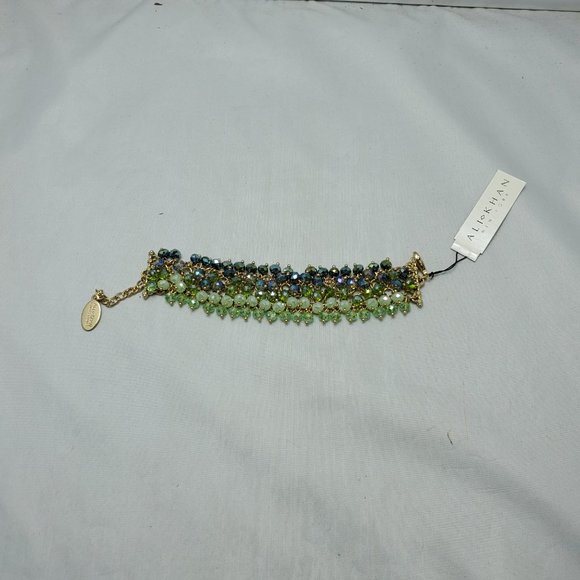 Ali Khan beaded bracelet with gold links. color aqua-green-seagrass beads - Picture 5 of 5